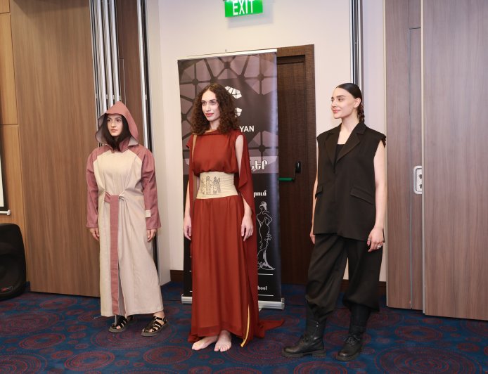 Երիտասարդական շունչ և ուղերձ․ տեղի ունեցավ «Չիբուխչյան նորաձևության դպրոցի» հաշվետու ցուցադրությունը